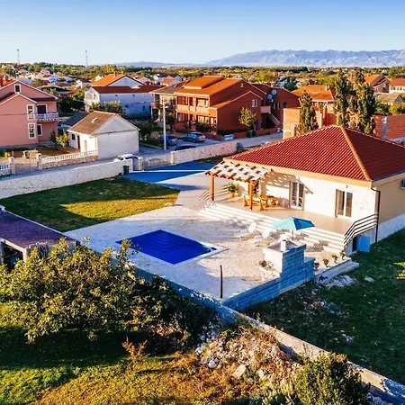 Poolincluded - Villa Privlaka *